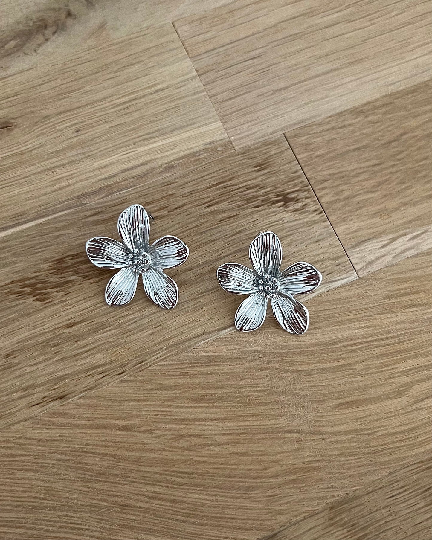 BOUCLES D'OREILLES ⟩ ELYA ARGENTÉ