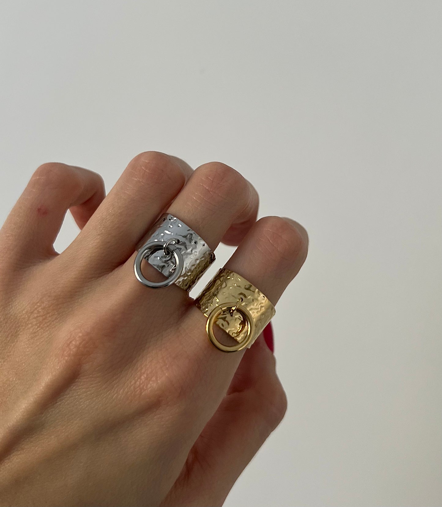 BAGUE ⟩ TESS